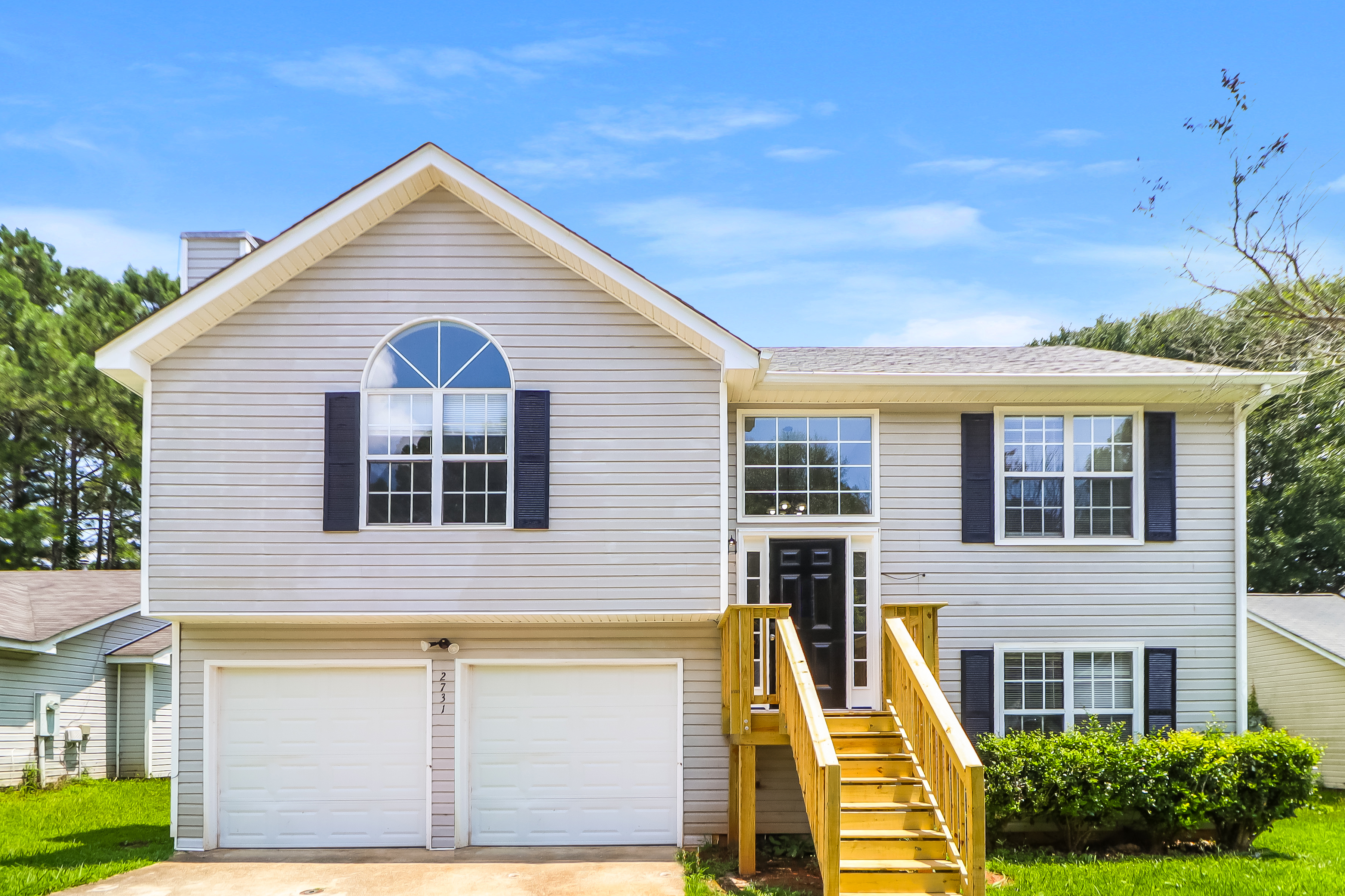 2731 Rambling Way Lithonia, GA 30058